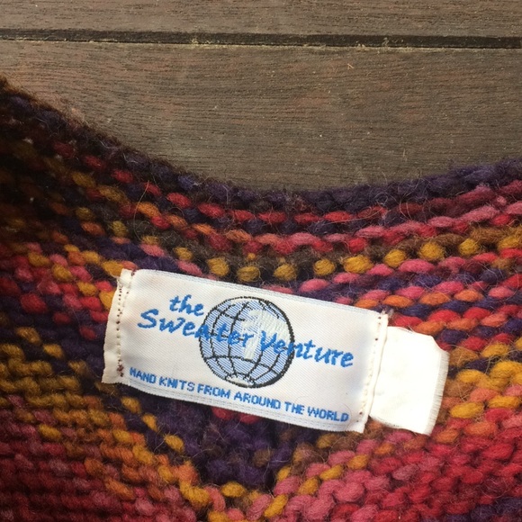 Earth tone poncho - Picture 3 of 3